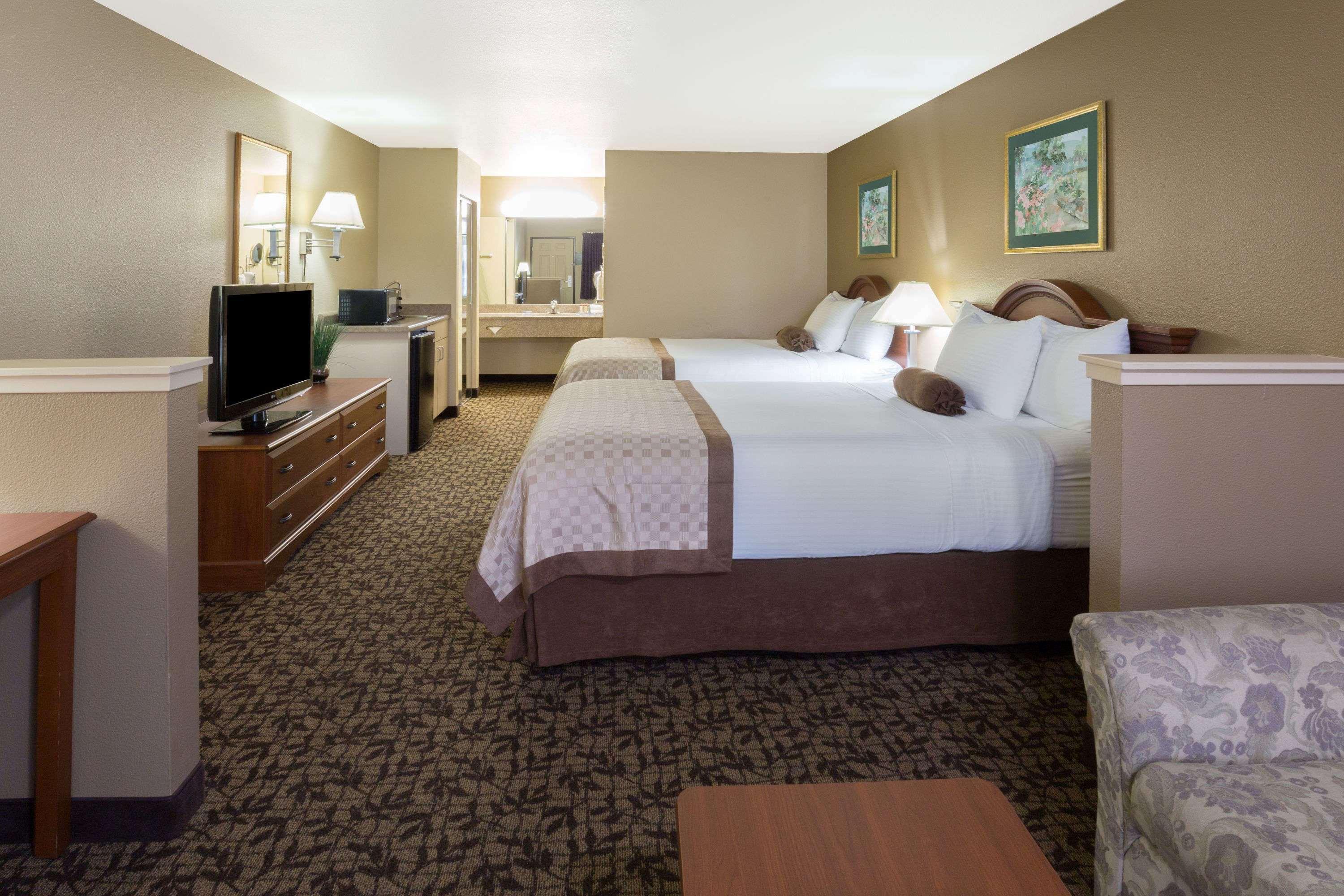 Hawthorn Suites By Wyndham Napa Valley Экстерьер фото