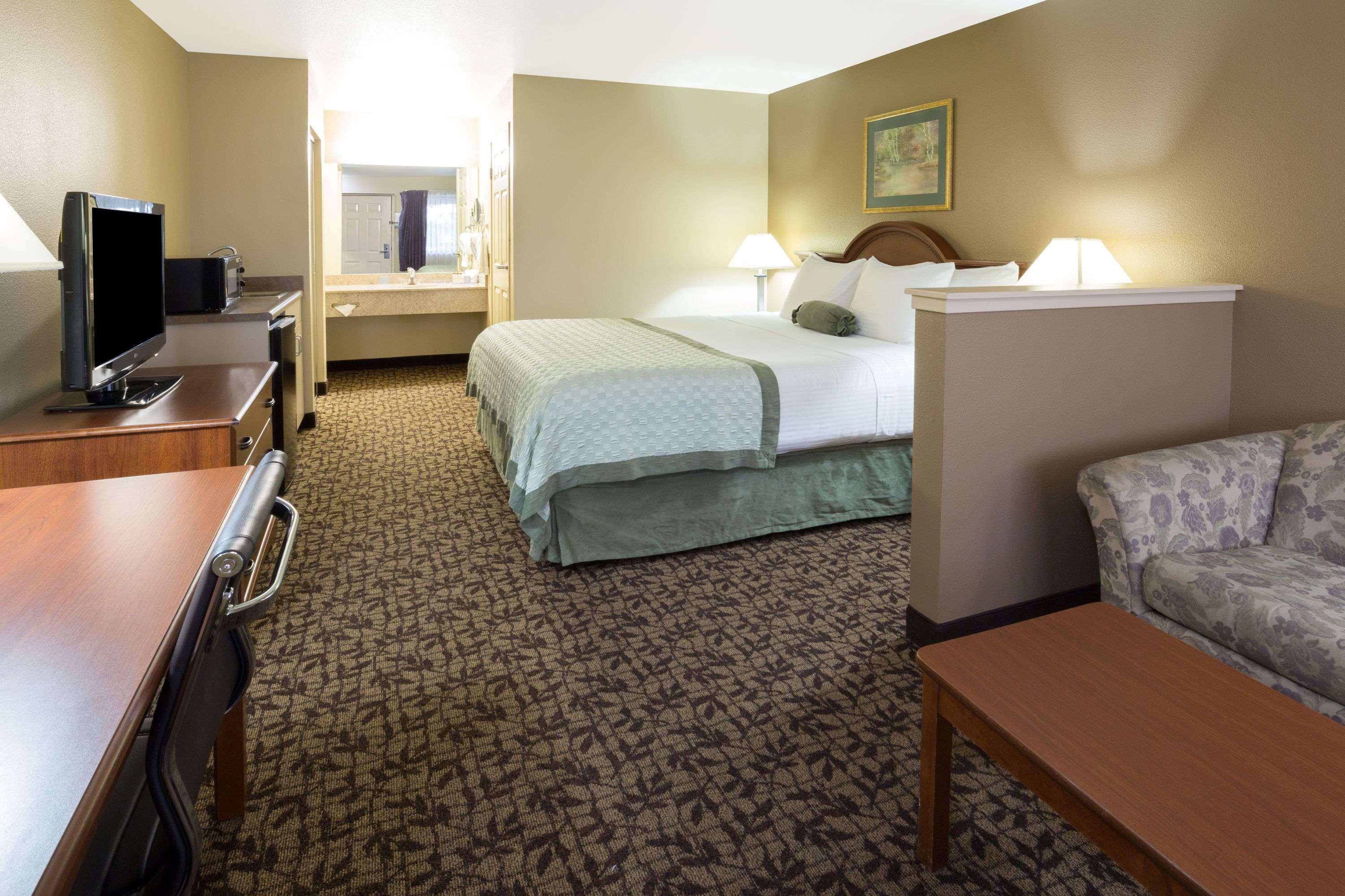 Hawthorn Suites By Wyndham Napa Valley Экстерьер фото
