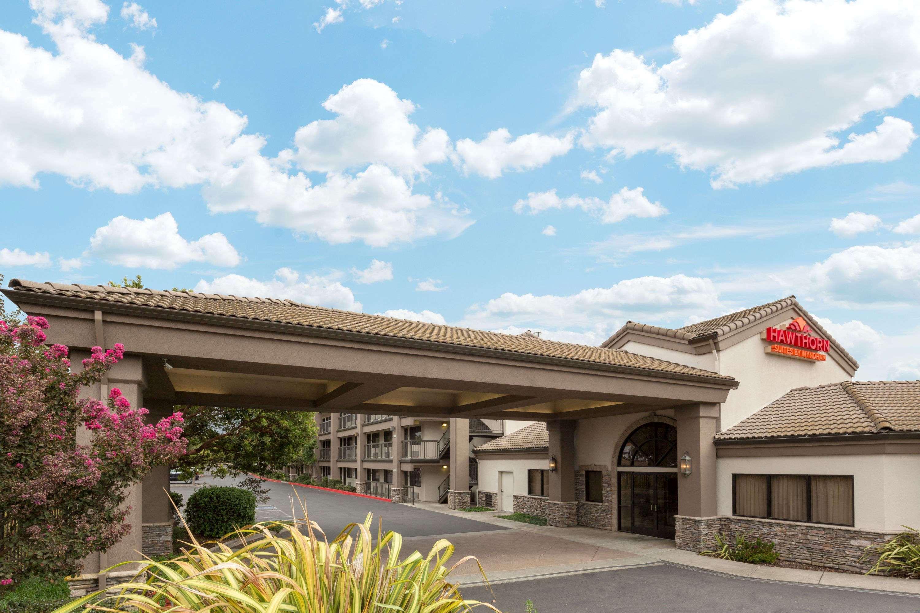 Hawthorn Suites By Wyndham Napa Valley Экстерьер фото