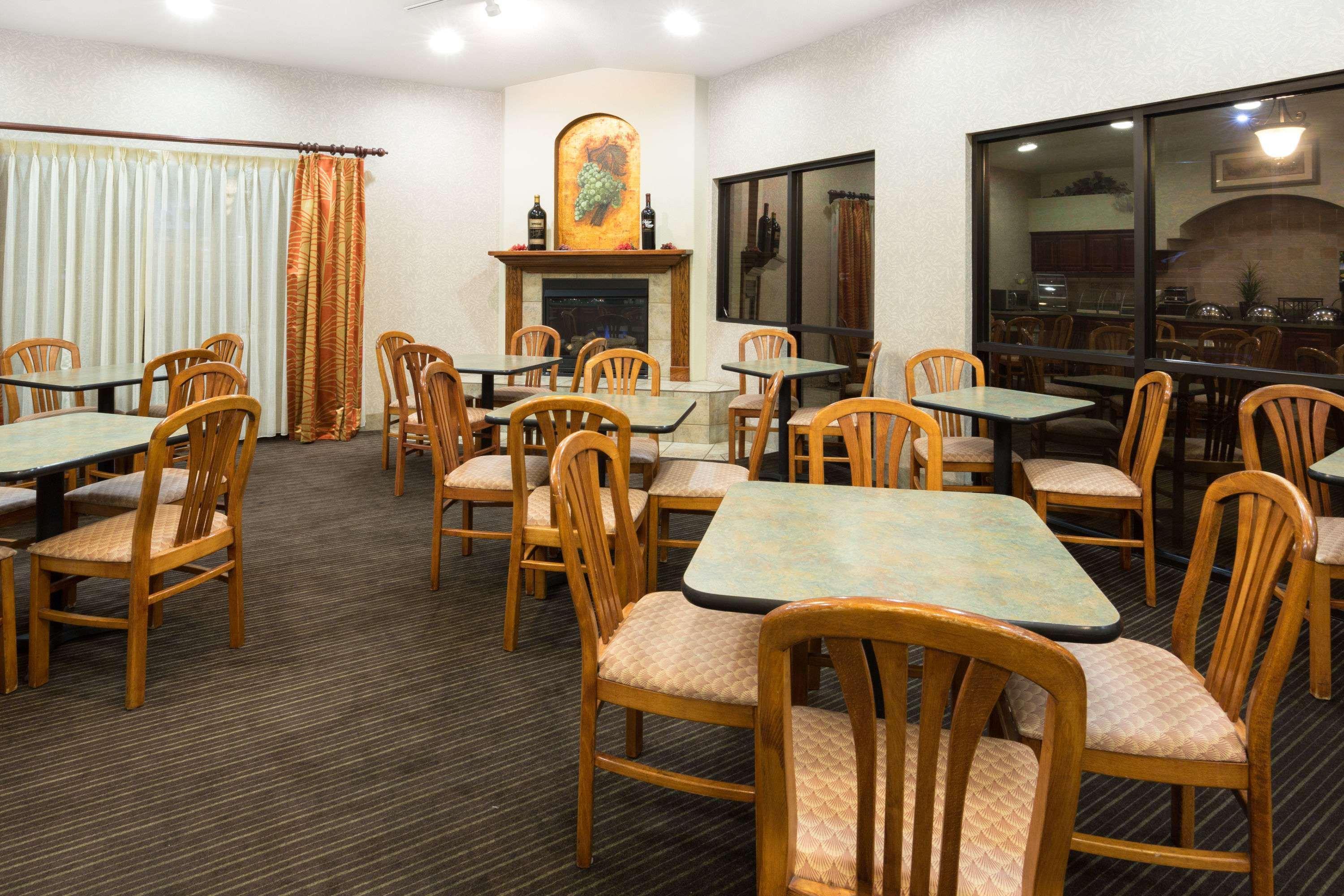 Hawthorn Suites By Wyndham Napa Valley Экстерьер фото