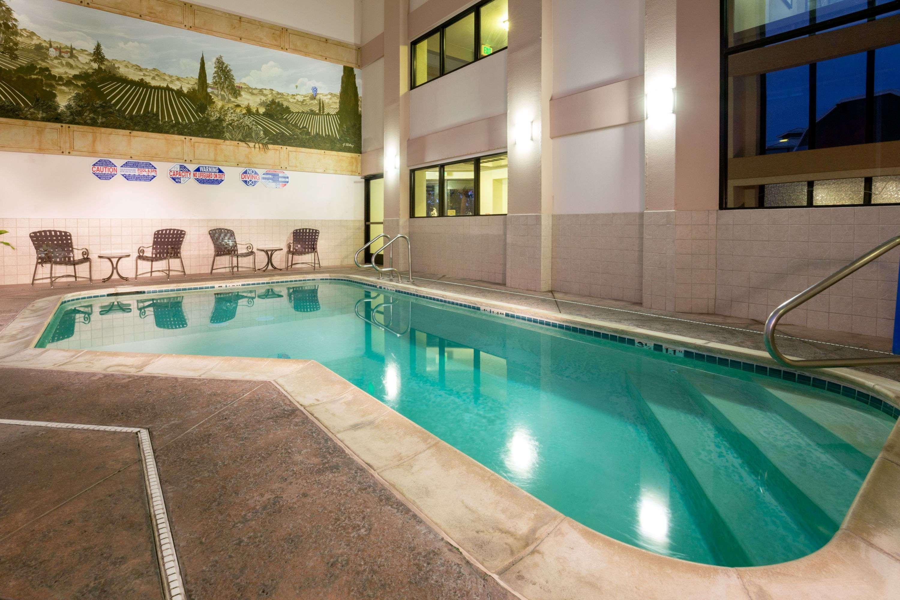 Hawthorn Suites By Wyndham Napa Valley Экстерьер фото