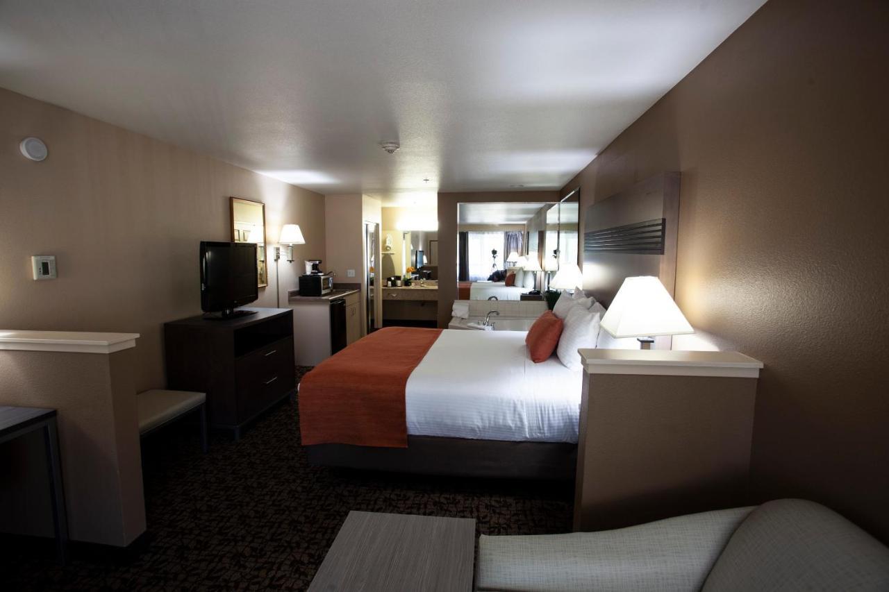 Hawthorn Suites By Wyndham Napa Valley Экстерьер фото