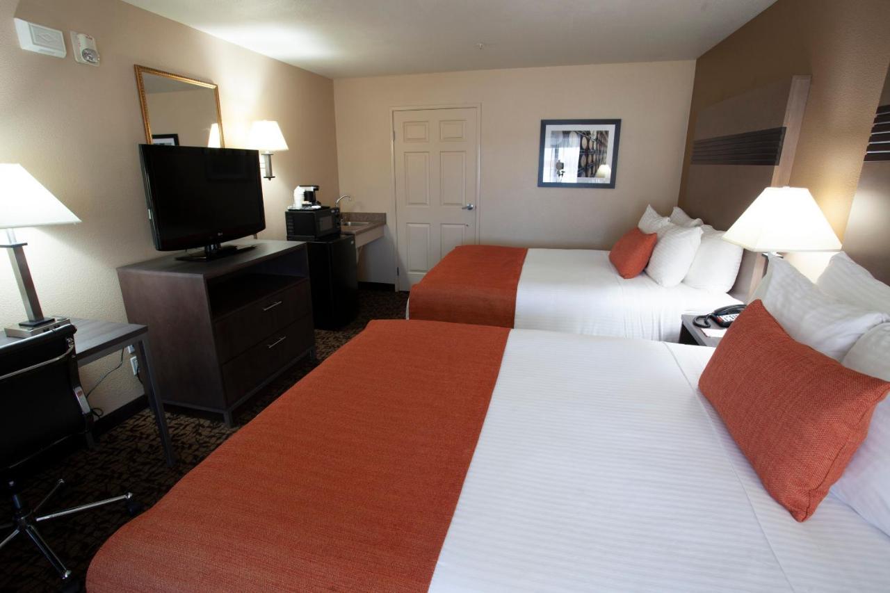 Hawthorn Suites By Wyndham Napa Valley Экстерьер фото